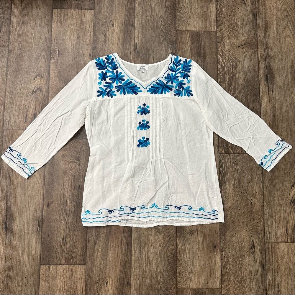 Chic Connection Embroidered 3/4 Sleeve Tunic Women’s Size XL White Blue